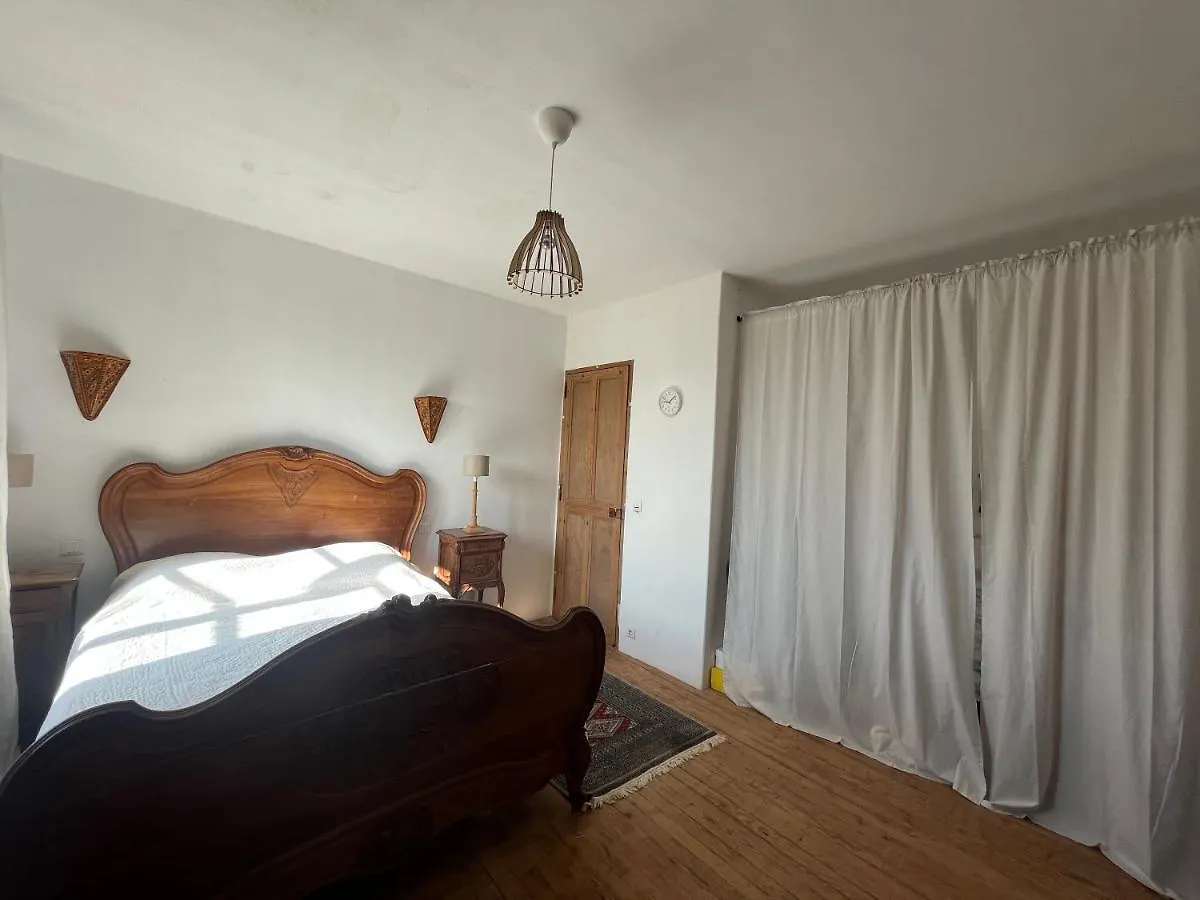 Chambre D'Hote Au Coeur De La Provence Eygalieres Eygalieres (Bouches-du-Rhone)